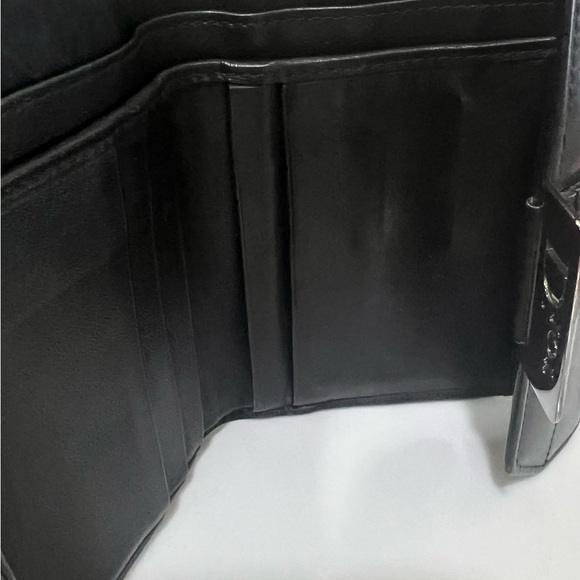 Dior Street Chic black leather wallet with COA. - Picture 5 of 12